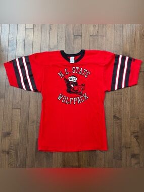 Vintage 70s 80s N.C. State Wolfpack Red Jersey T Shirt Size Small NCAA USA Made